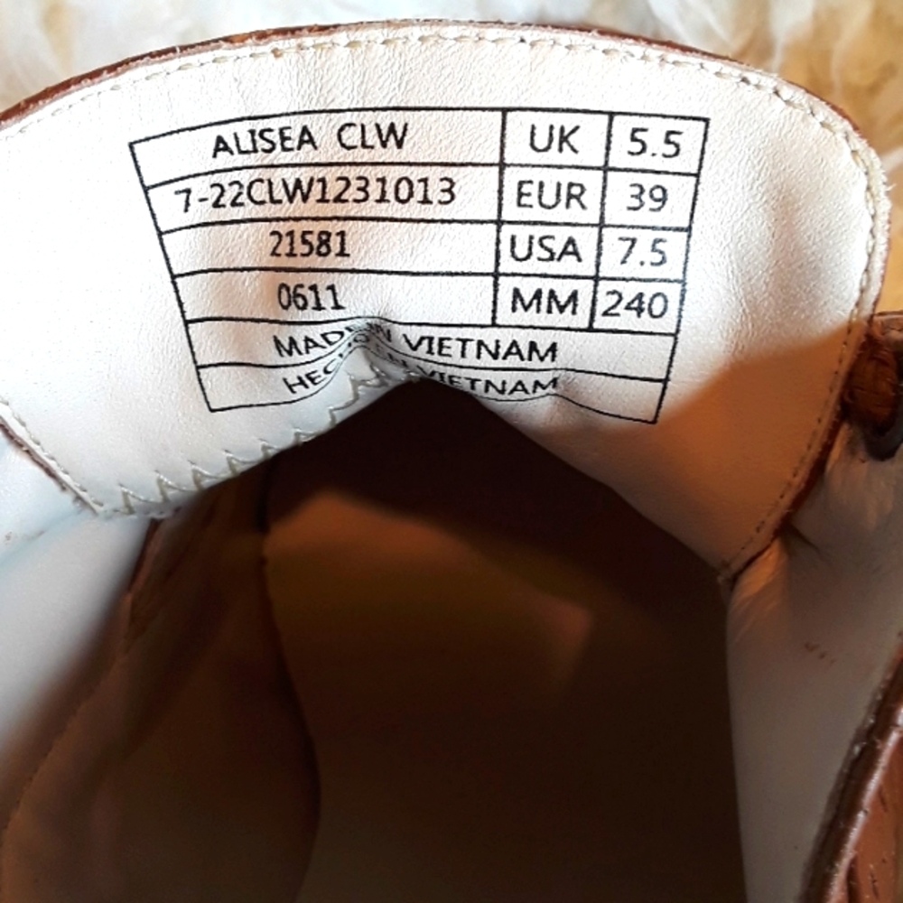🐊Lacoste Paris Brown Leather Wedge Shoes. Women's Size: 7.5 - Picture 9 of 13